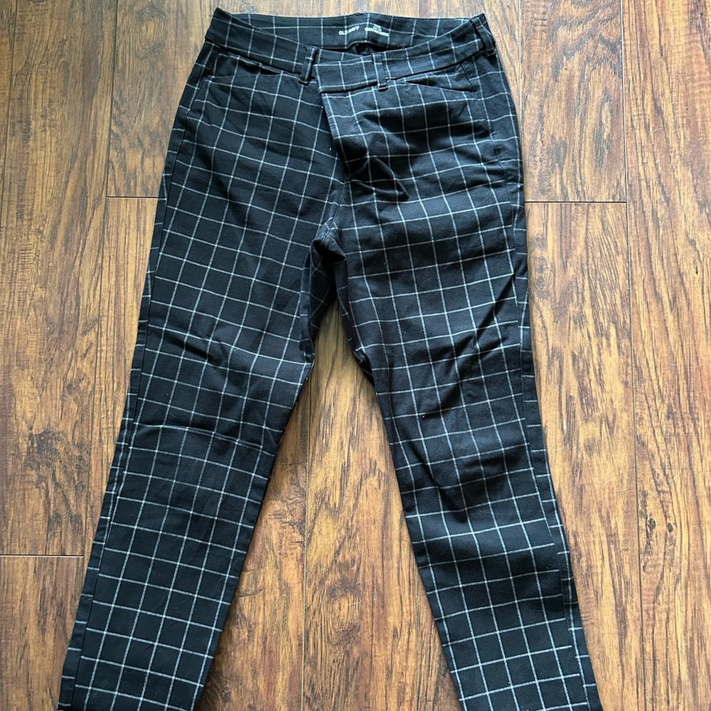 Old Navy Pixie Pants - image 1